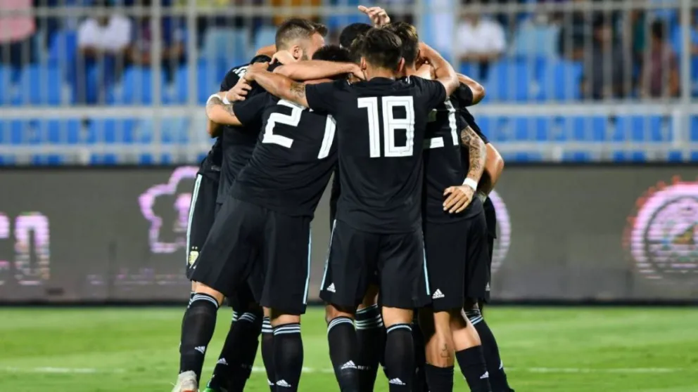 Argentina goleó a Irak por 4 a 0, mirá los goles