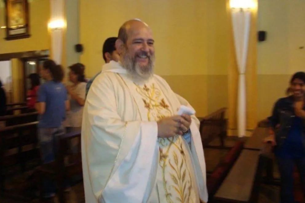 Curas abusadores a juicio y tras las rejas