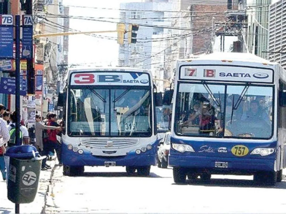 Por un acuerdo, UTA levantó el paro y habrá colectivos