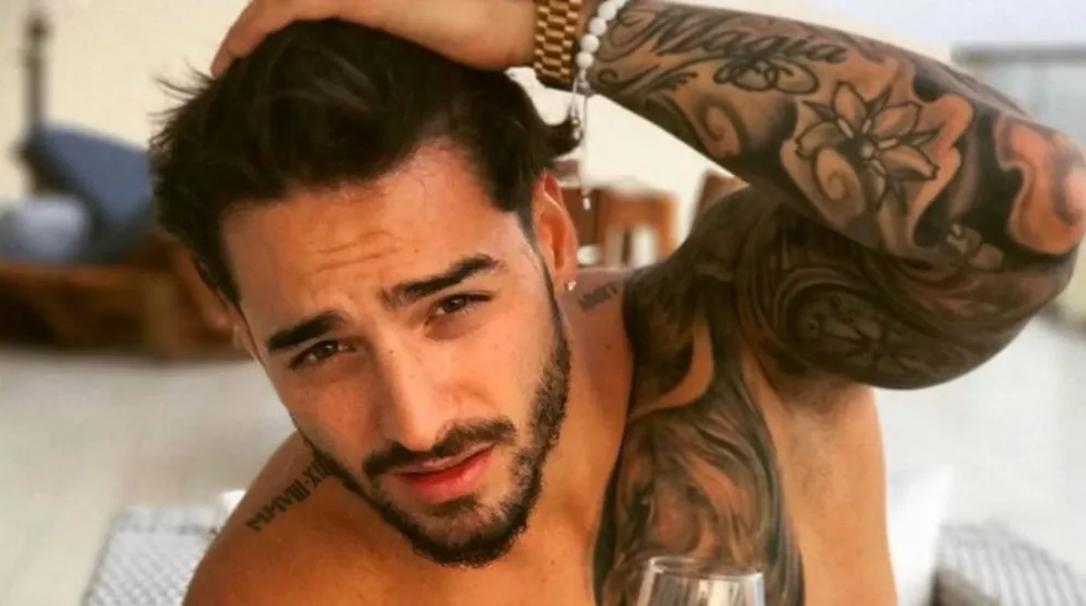 Maluma se tiñe el pelo y las redes sociales enloquecen [MEMES]