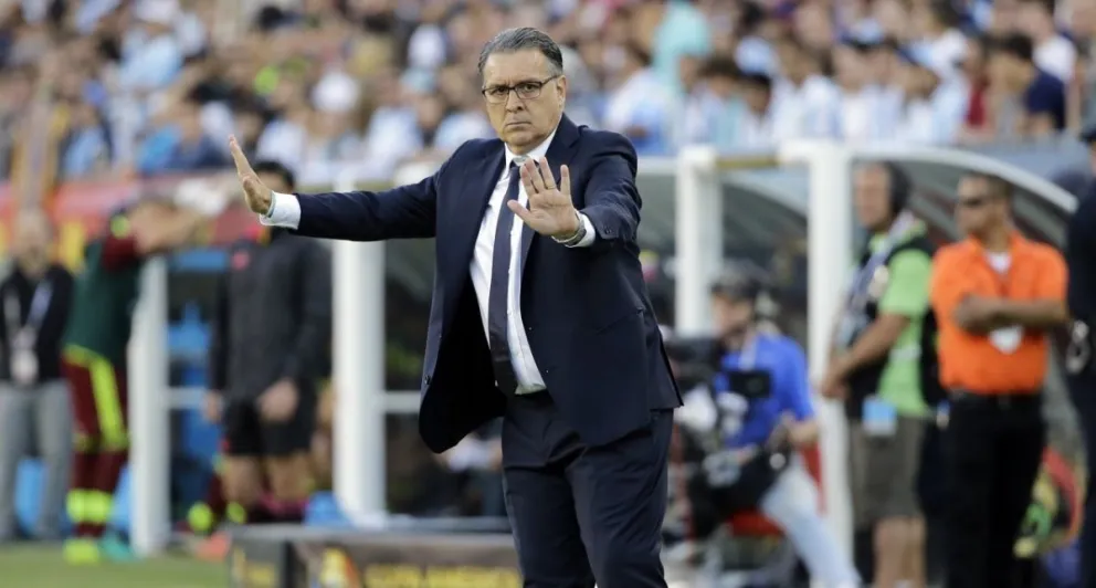 EL Tata Martino niega contacto con la Selección Mexicana