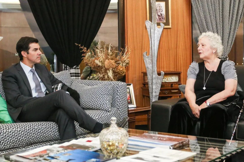 Juan Manuel Urtubey se reunió con Susana Pesis, presidente de la Fundación TESA