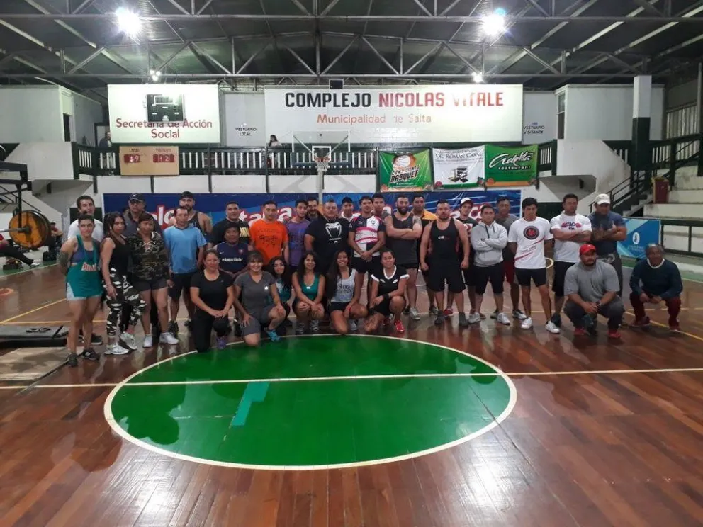 Se realiza la  17ª Regional de fuerza en banco y potencia: habrá premios y trofeos