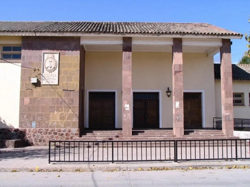 La madre salteña que golpeó a docentes fue condenada
