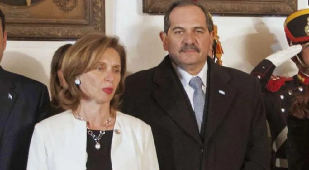 Echaron a José Alperovich como asesor y a su esposa la 'licenciaron” de la presidencia del PJ