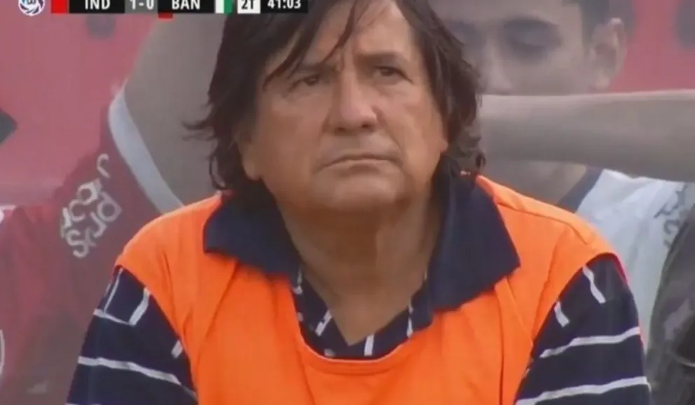 Amenazaron de muerte al "Brujo" Manuel por  "trabajar" en favor de Newell's
