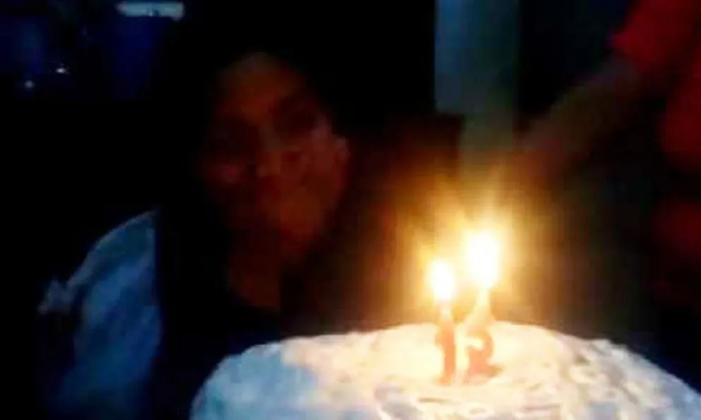 Salta: un fantasma apareció en un cumpleaños de 15. Cantó y logró espantar a todos. VIDEO