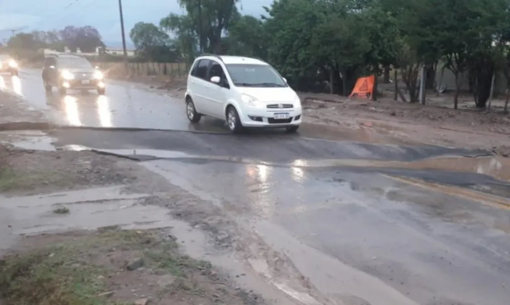 Se hundió parte de la ruta a Cafayate