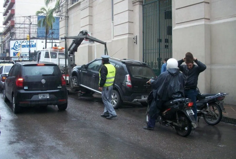 ¿Se podría privatizar el servicio de grúas?
