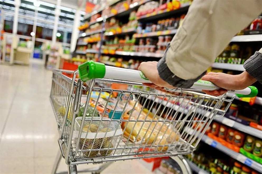 El indec dio su informe: los rubros con mayores aumentos fueron transporte, alimentos e indumentaria