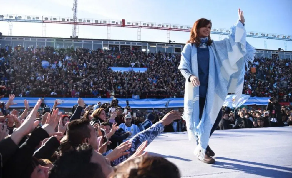 Financiamiento de la campaña k en 2013: el contenido de los pendrives desnuda las coimas que pagaron los empresarios