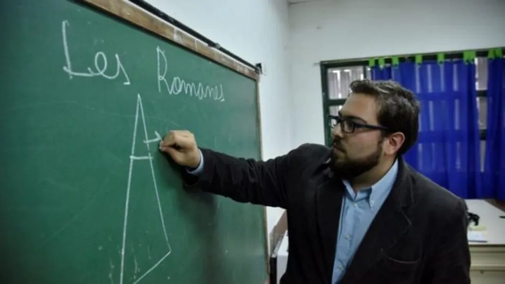 Historia para "todes": un profesor enseña usando lenguaje inclusivo. VIDEO