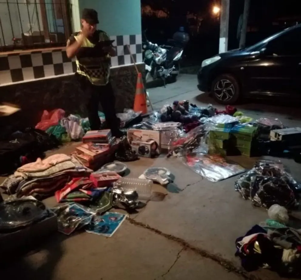 Operativo en Lumbreras: secuestran gran cantidad de mercadería ilegal