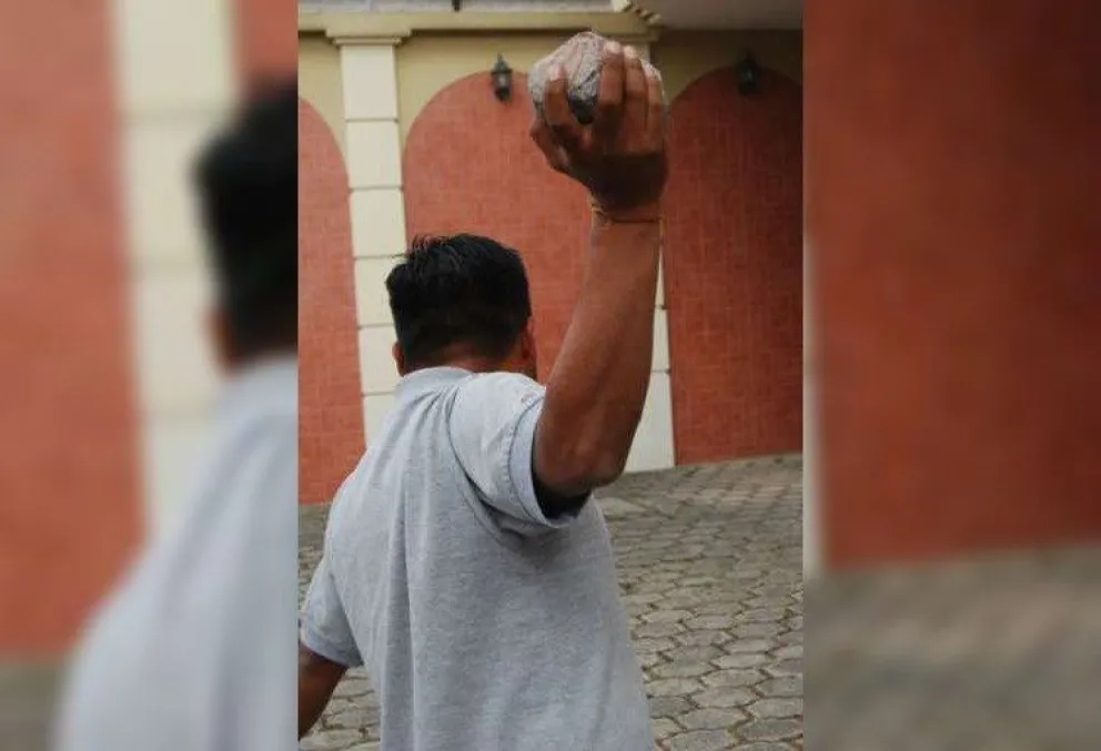 Salteño quiso matar a su vecino y le reventó la cabeza con una piedra