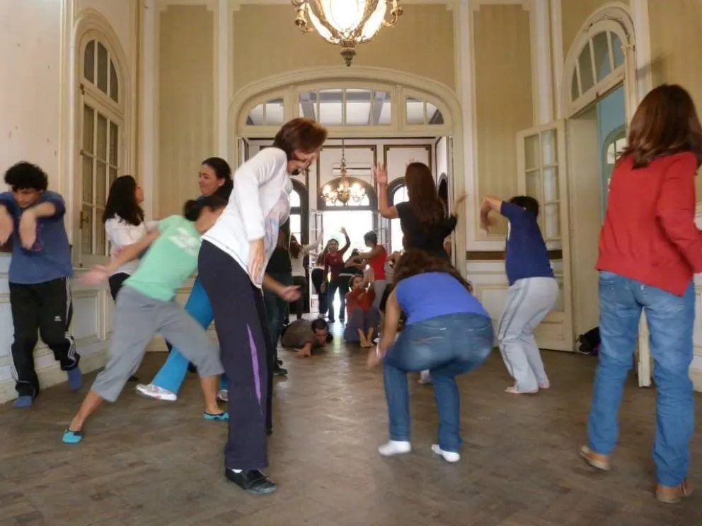 Taller de expresión corporal en Teatro Provincial: te contamos todo lo que necesitás saber