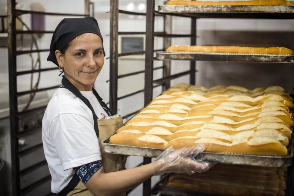 El pan bate récord en precio desde el lunes. ¿Cuánto costará el kilo?
