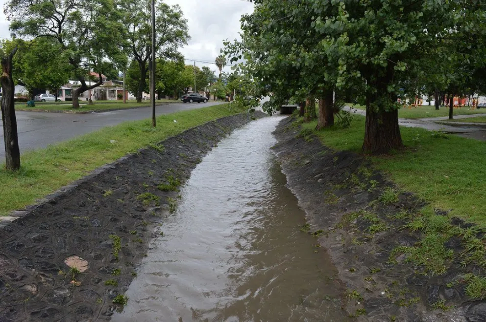Plaza Gurruchaga: las obras del municipio aliviaron las inundaciones de los vecinos