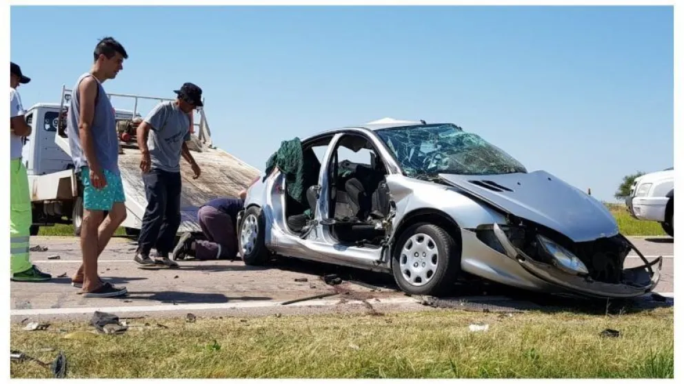 Impresionante accidente termina con la vida de una familia completa