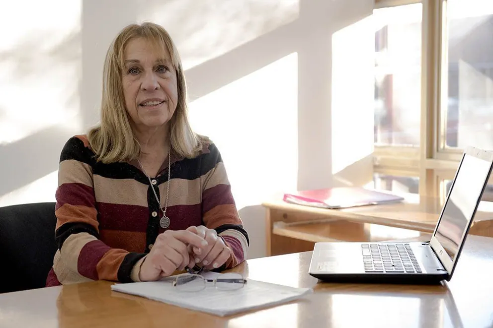 Luego de la renuncia de Bibini, asumunió una nueva ministra en su lugar