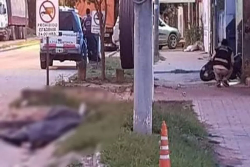 Salteño se cayó sorpresivamente de la moto y murió