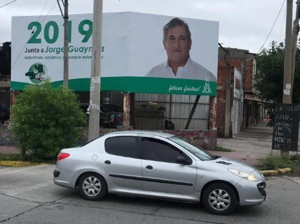 Guaymás se lanza como diputado con fondos de dudosa procedencia