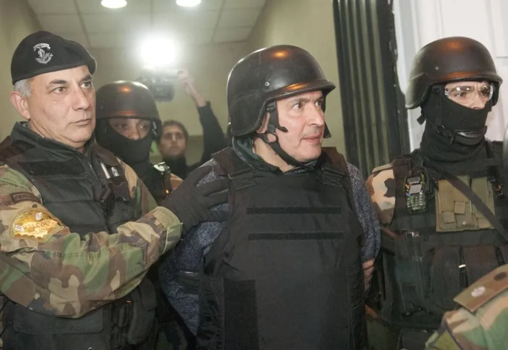 Le dijeron "no" a José López