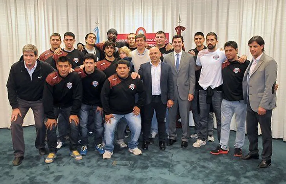 Urtubey publicó un cálido mensaje para Salta Basket