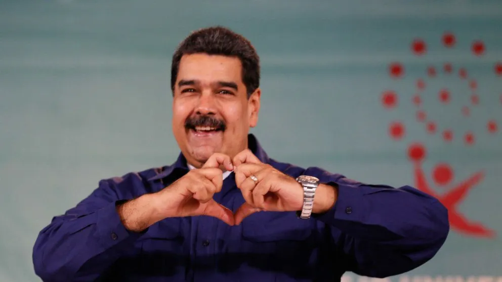 Piden militares para sacar a patadas a Maduro