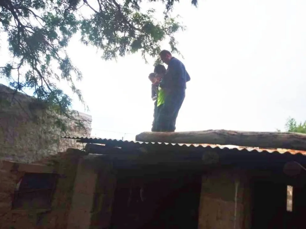 Tremendo rescate de un hombre que intentaba suicidarse