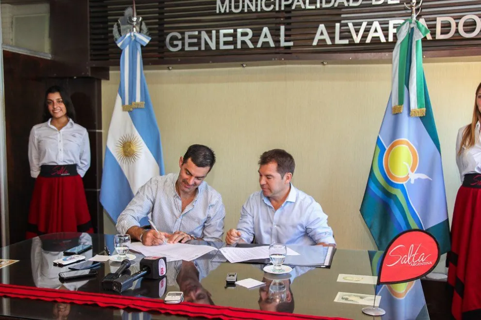 Juan Manuel Urtubey: 'El gran desafío es generar un circuito receptivo que revitalice el turismo”