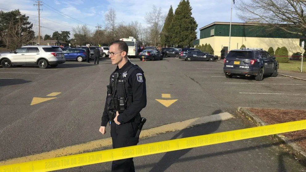 Cámara corporal capta cómo un policía mata a un varón de un tiro en la cabeza delante de su hija de 12 años