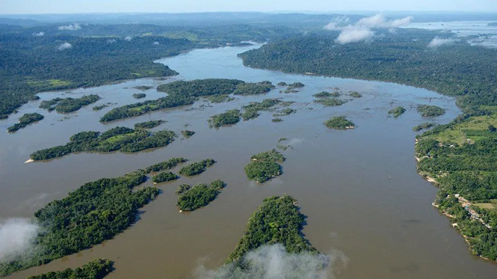 Acusan a un misionero estadounidense de poner en riesgo de muerte a los miembros de una tribu aislada en Brasil