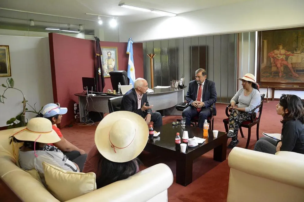 Miguel Isa recibió a la comunidad Atacama, Kolla y pobladores de San Antonio de los Cobres