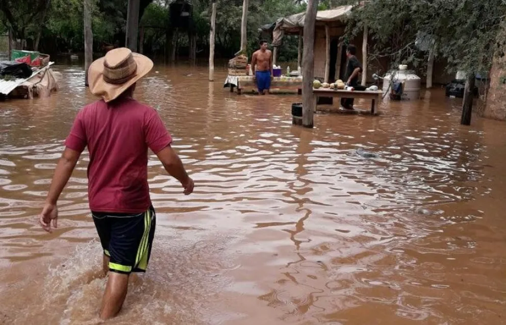 Profundo miedo e incertidumbre: evacuados en Santa Victoria Este