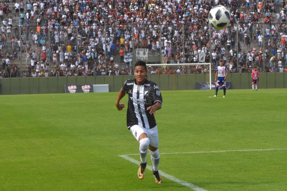El Martearena vivió un gran partido entre Central Norte y San Antonio
