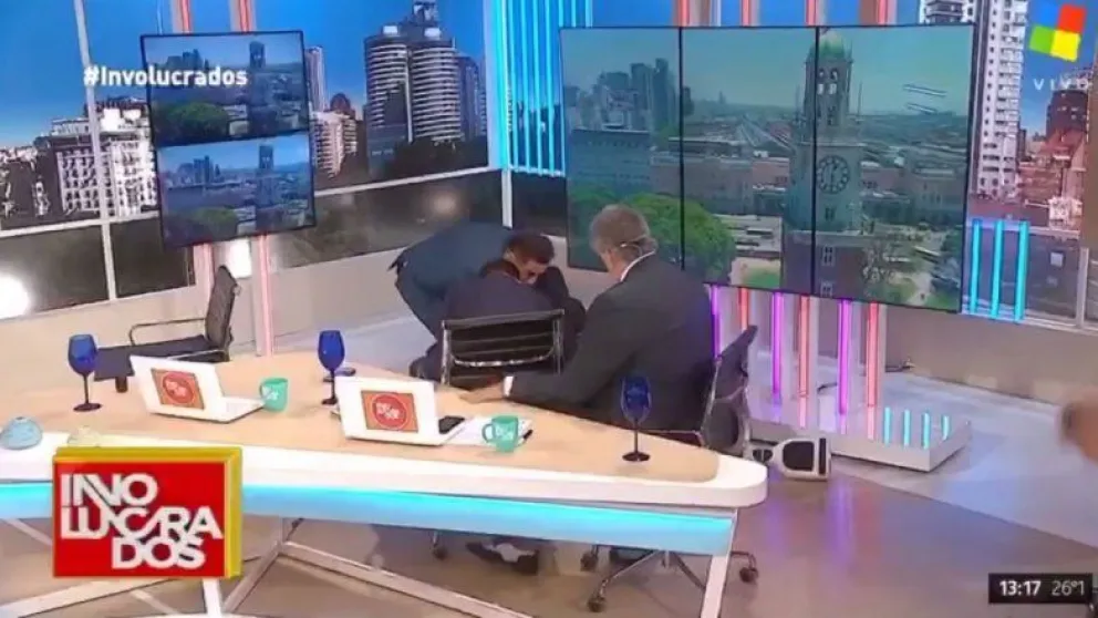 Tremendo golpe de una panelista al aire: se cayó de una patineta eléctrica