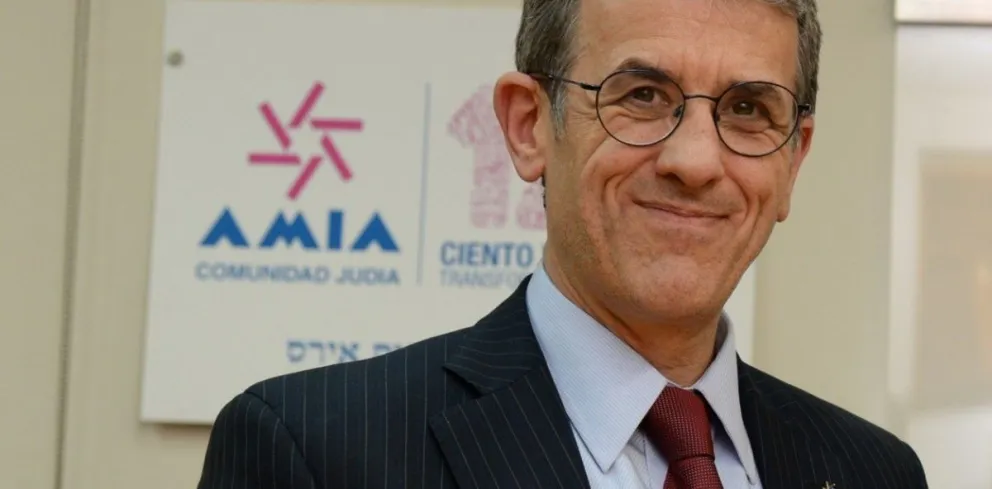 ¿Qué pasó?: sorpresivo comunicado del presidente de AMIA