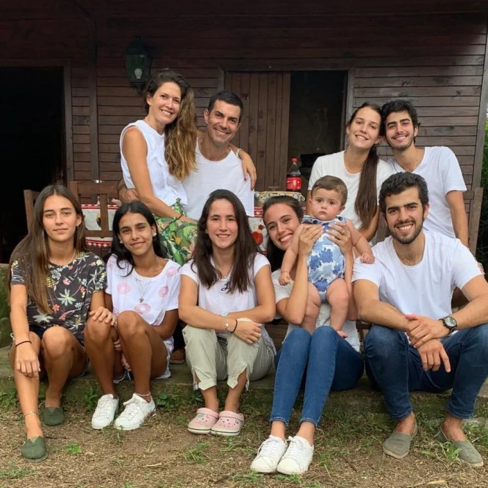 El álbum de fotos del descanso de Isabel Macedo y Juan Manuel Urtubey en Metán