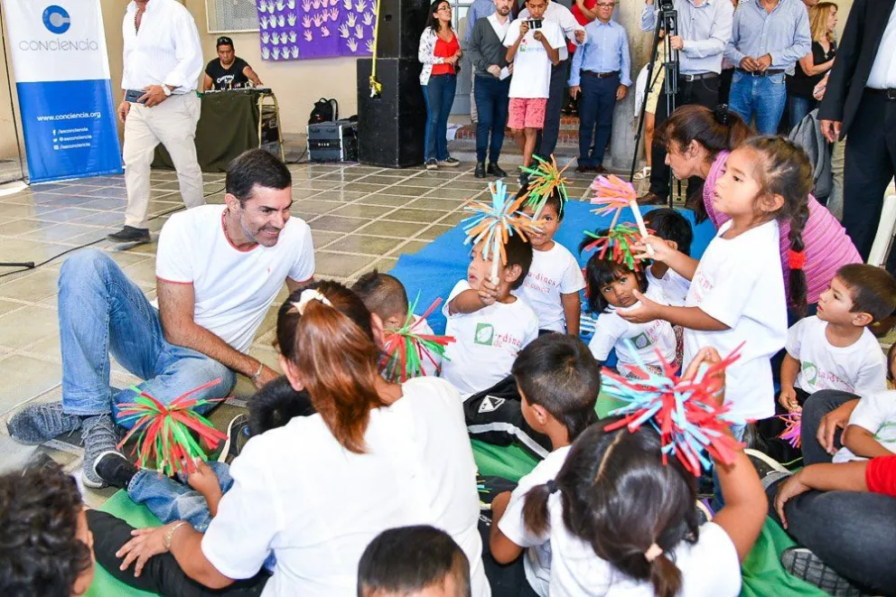 Urtubey: "Es importante que los chicos conozcan sus derechos como niños y además se formen en valores"