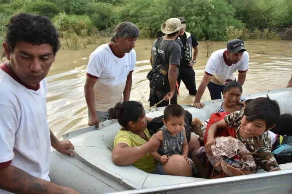 El Pilcomayo baja su nivel y se comienzan a ver los daños