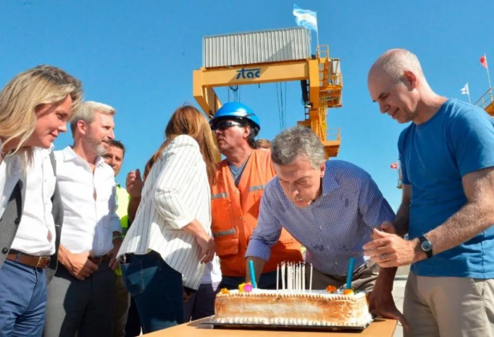 Macri, sus 60 y un guante para los K: "Empezamos y terminamos obras sin ningún ruido. No hubo ningún cuaderno"