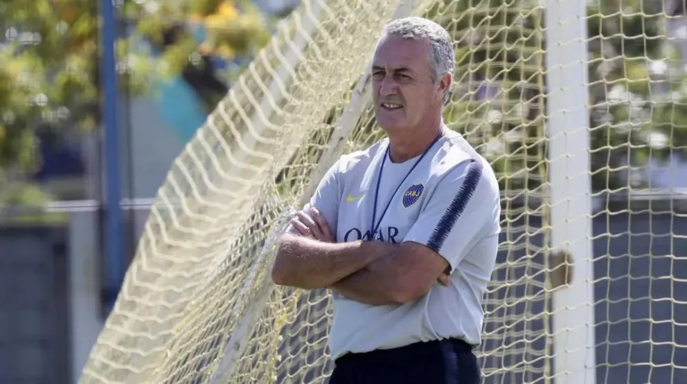 Gustavo Alfaro cambia más de medio equipo para jugar contra Atlético Tucumán