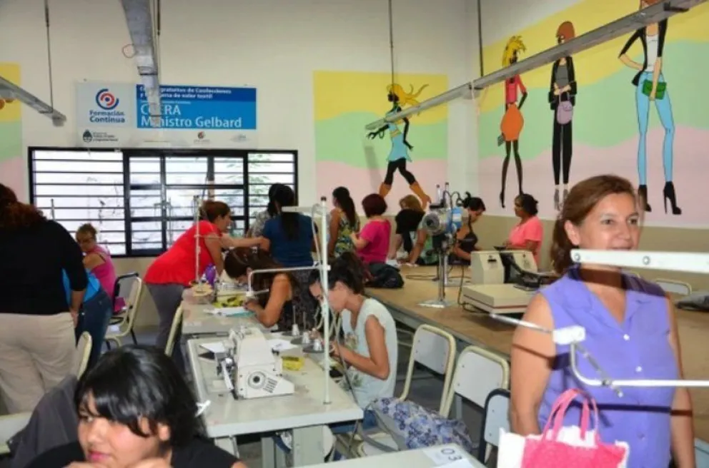 Escuelas de Artes y Oficios: comienzan las inscripciones. Conocé cuándo