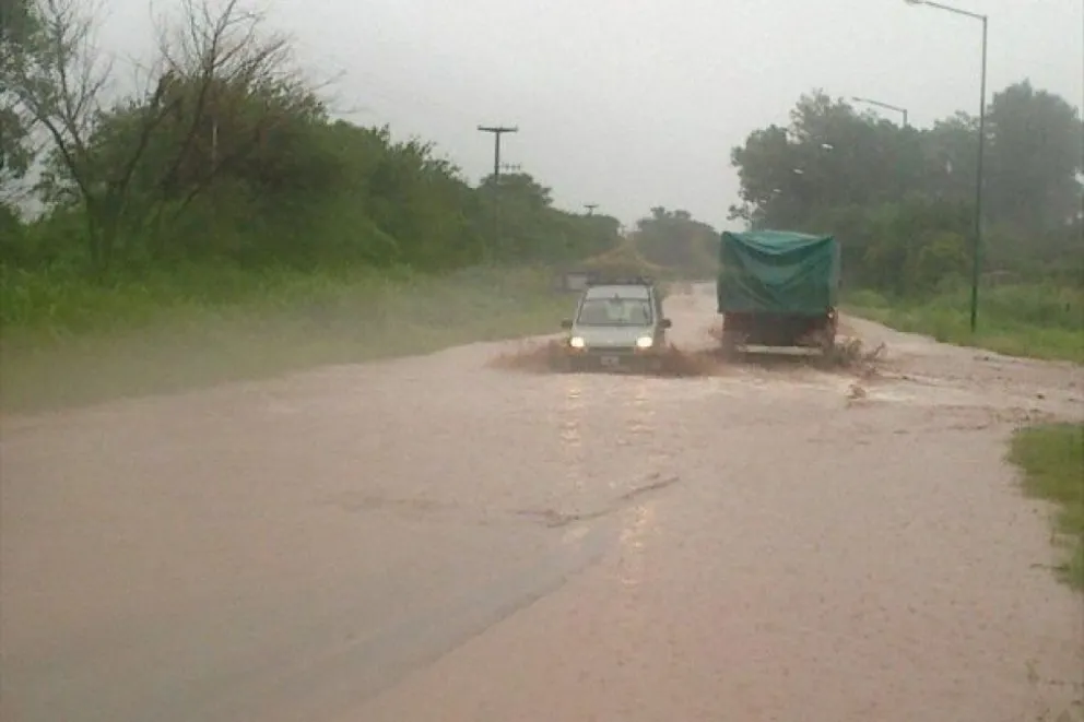 Temporal en Salta: cortan la ruta N°68