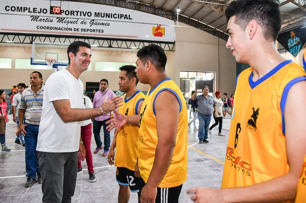 Gran obra inaugurada por Urtubey: "Estamos concretando obras que benefician en forma directa a todos los vecinos de esta gran ciudad"