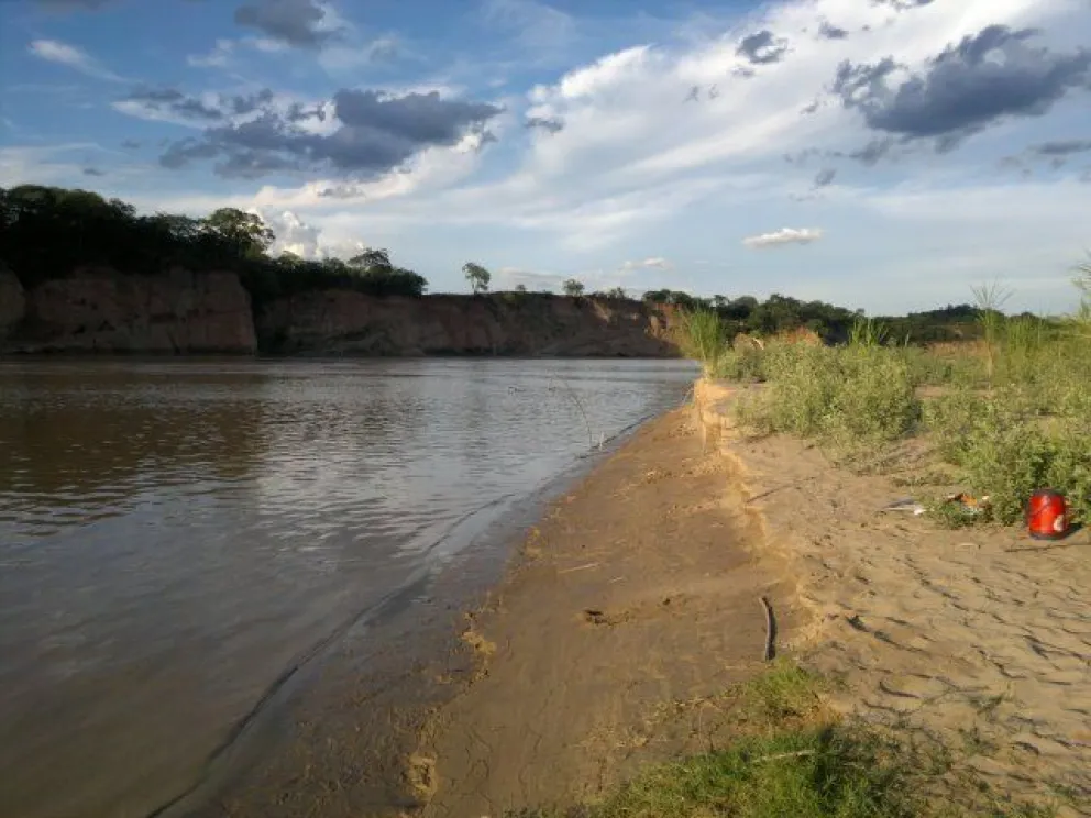 Encontraron dos mochilas con más de 30 kg de cocaína en la vera del río Bermejo