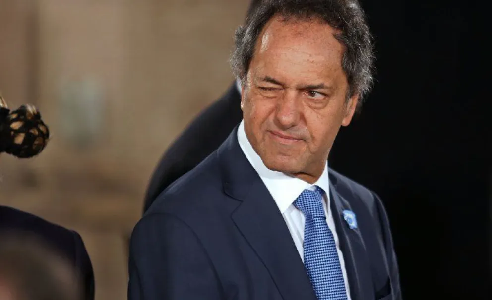 Daniel Scioli denunciado por lavado