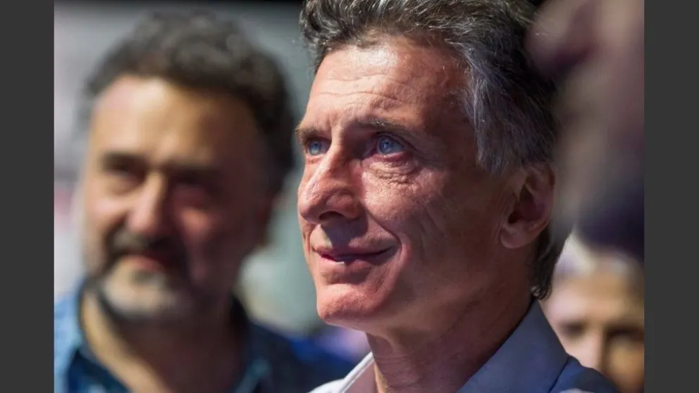 Mauricio Macri llegó al cementerio para darle el último adiós a su padre