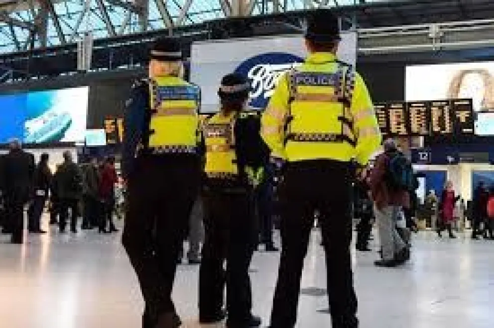 Alerta en Londres: encontraron explosivos en dos aeropuertos