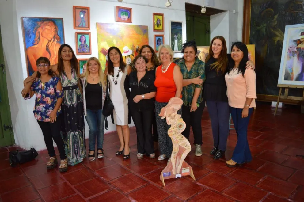 Muestra de 27 artistas salteñas